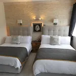 B&B Castle Mews 3*