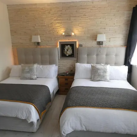 Frühstückspension Castle Mews 3*