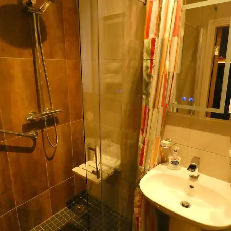 Castle Mews Oda ve Kahvaltı Bunratty