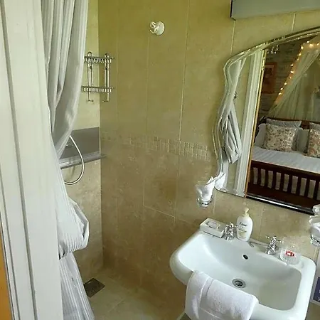 Castle Mews Bed & Breakfast Bunratty